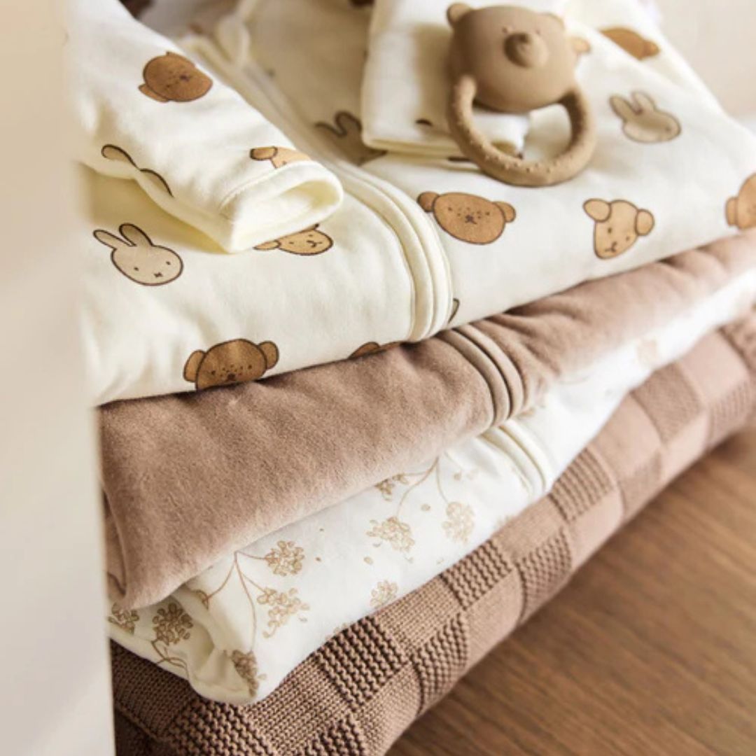 Jollein newborn slaapzak velvet 60cm met afritsbare mouwen - milky coffee