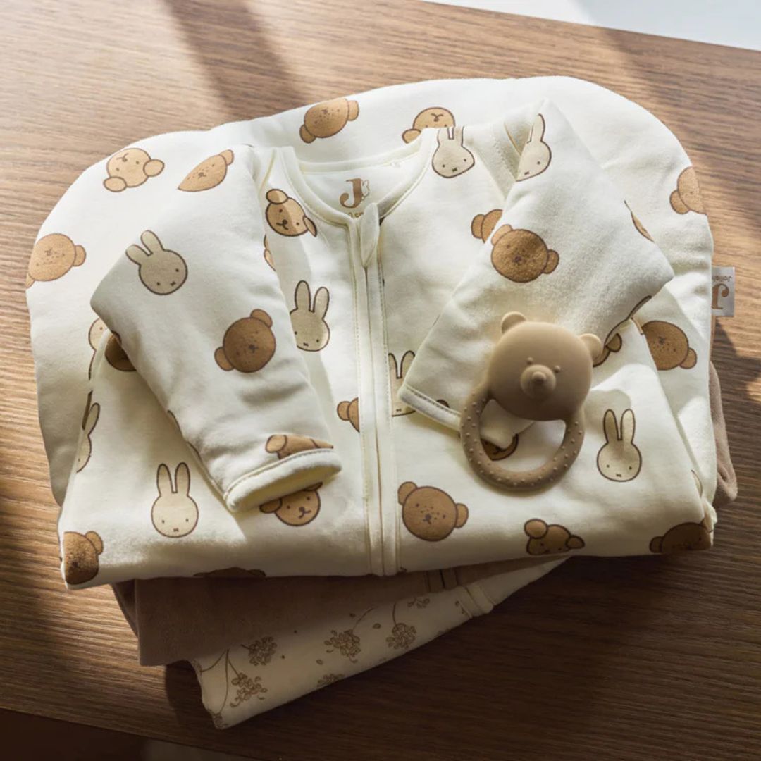 Jollein newborn slaapzak 60cm met afritsbare mouwen - miffy and friends