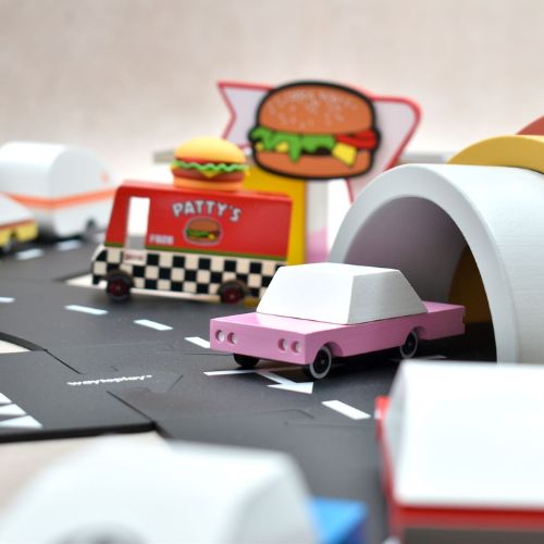 Speelgoed auto's en accessoires bij Studio Bambacht