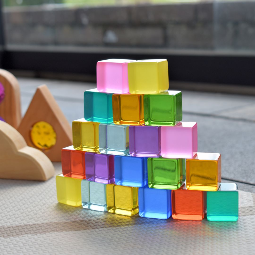 Bauspiel set van 20 licht doorlatende blokken van acryl