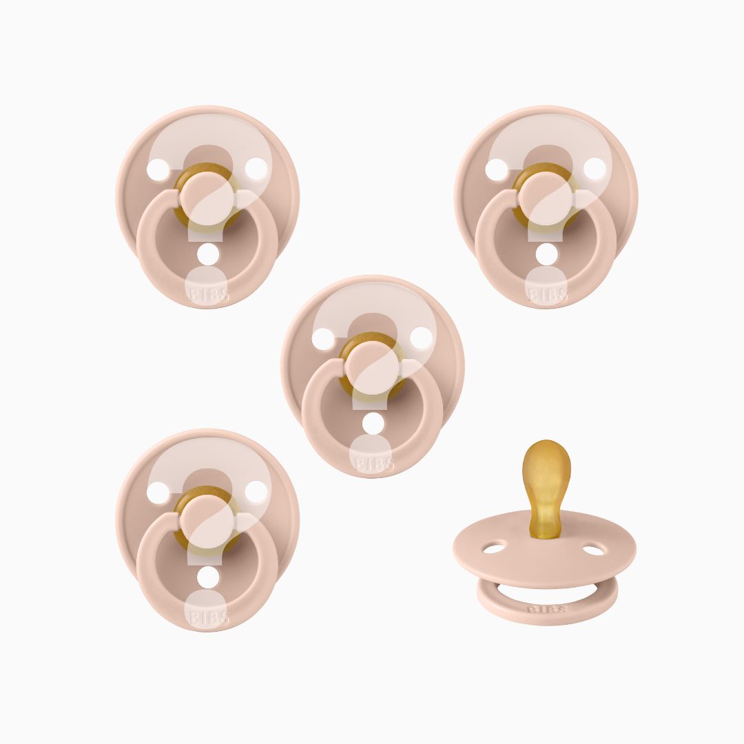BIBS aanbieding verrassingspakket met 5 platte spenen van 100% natuurijk rubber voor 15,- in maat 1 meisje