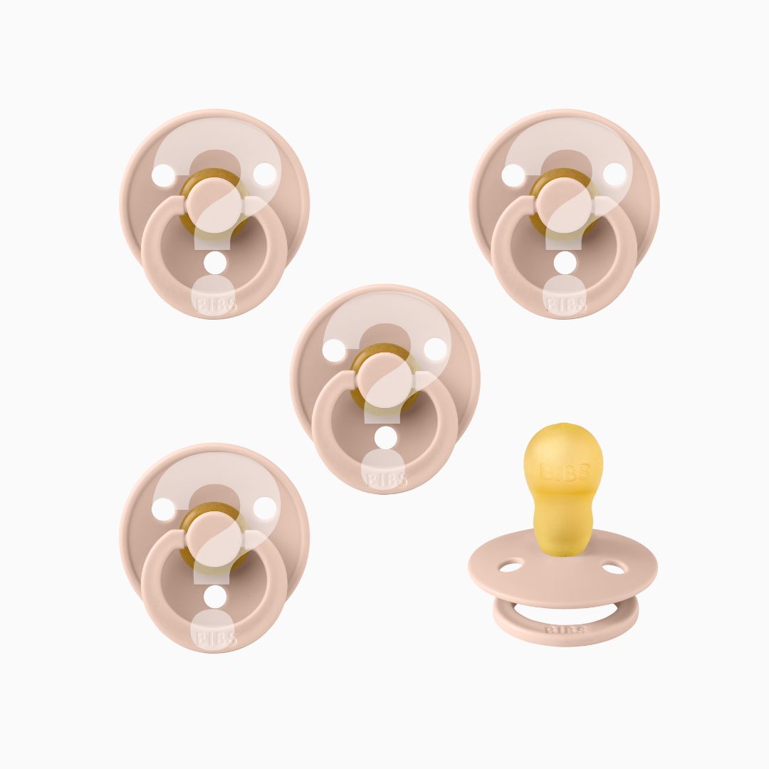 BIBS aanbieding verrassingspakket met 5 ronde spenen van 100% natuurijk rubber voor 15,- in maat 3 meisjes