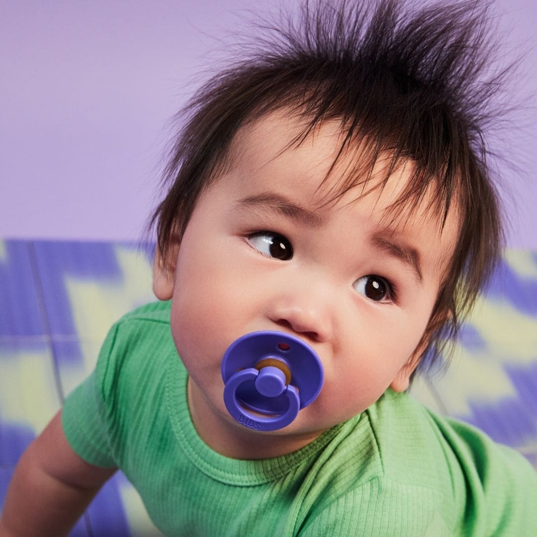 BIBS fopspeen met ronde speen van latex in de paarse kleur Grape