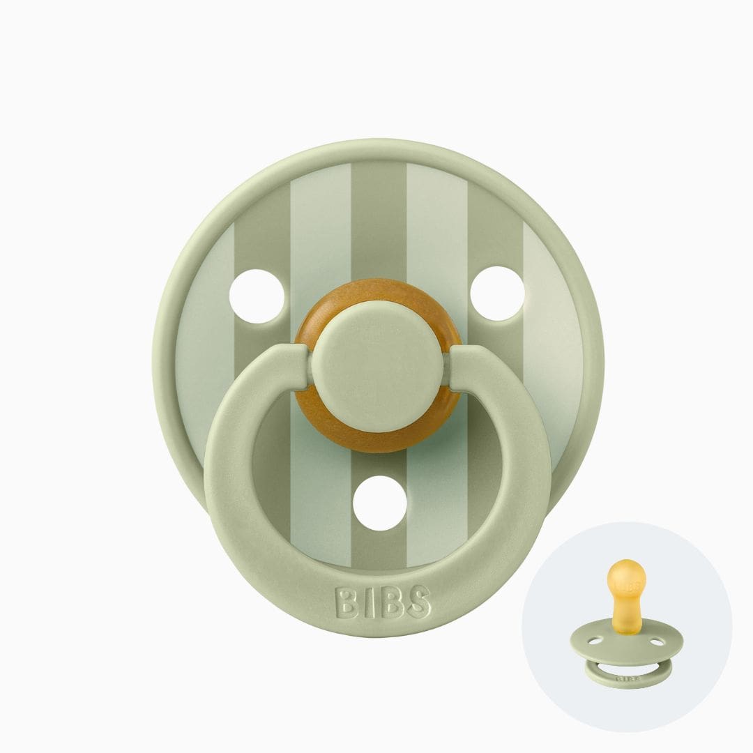 BIBS Studio Collection fopspeen met ronde speen van natuurrubber in oud groene kleur sage