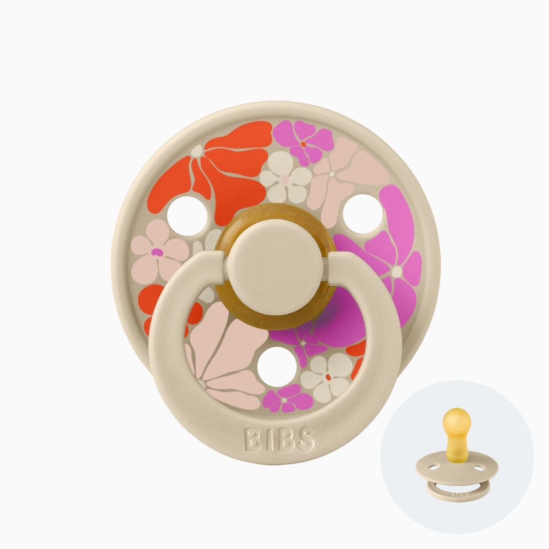 BIBS fopspeen met ronde speen van latex in de kleur vanilla uit de Studio Collection Morning Bloom-lijn