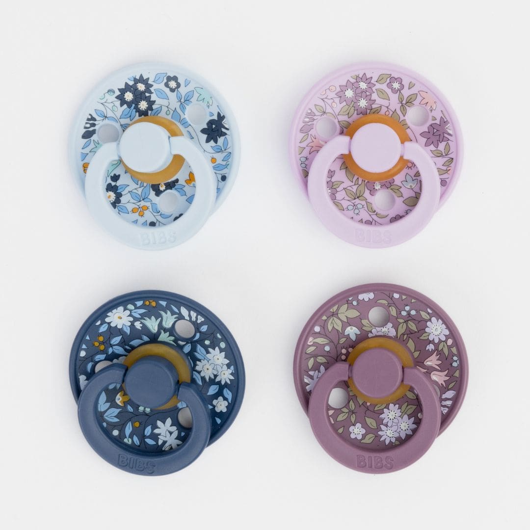 Overzicht van BIBS x Liberty fopspenen