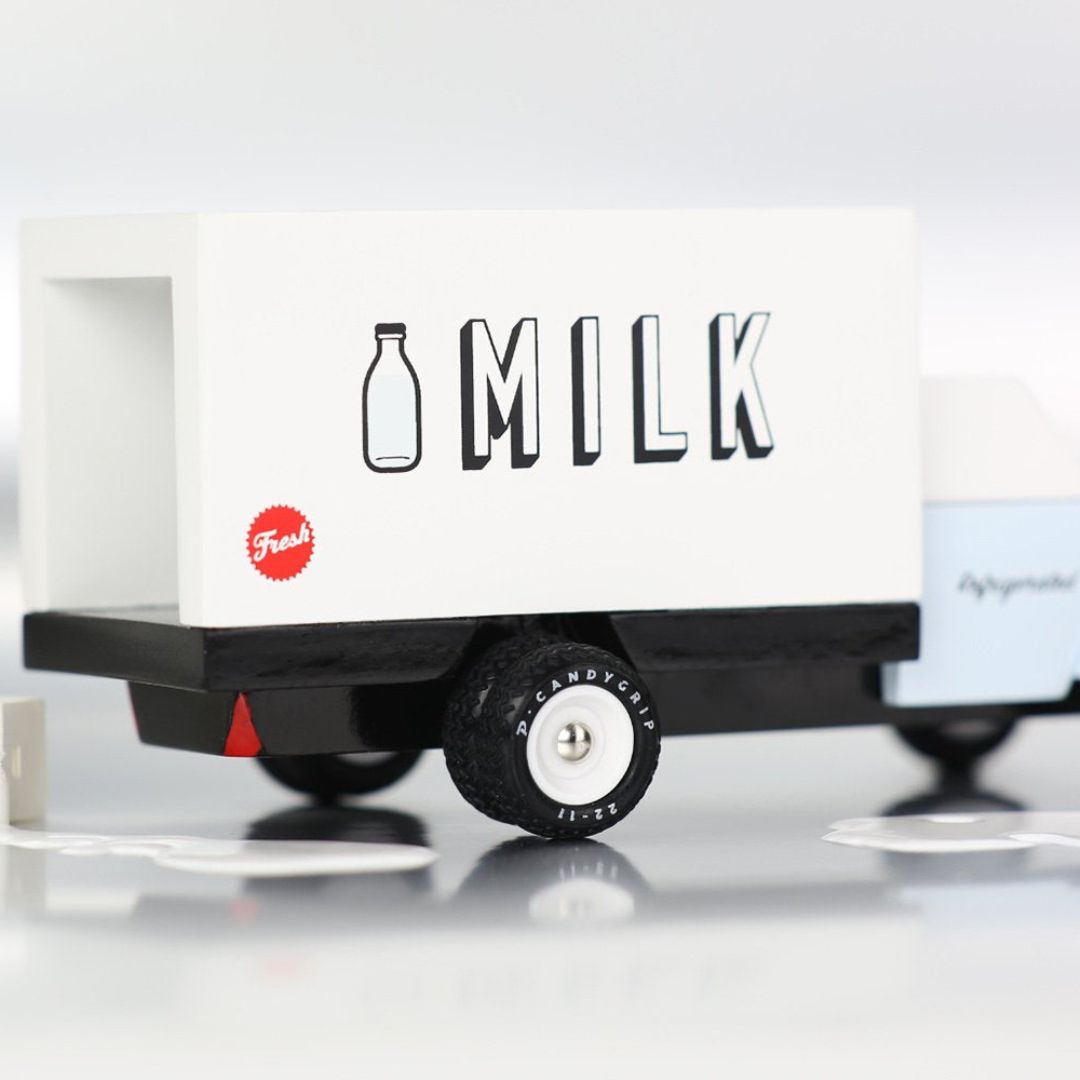Candylab houten speelgoed auto Milk Van Americana
