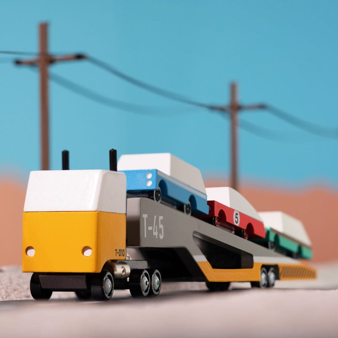 Candylab Candycar houten transportauto met magnetisch dek