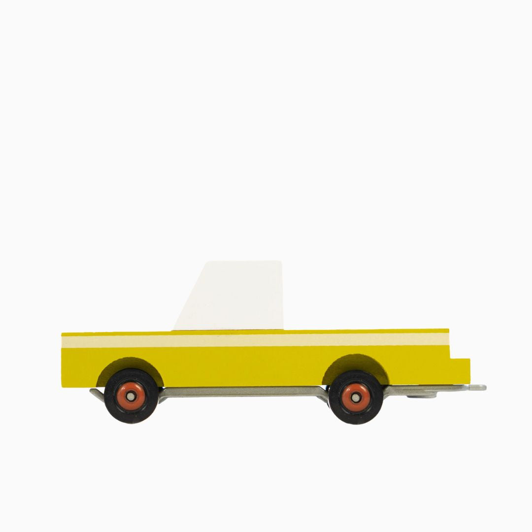 Candylab Pick-up truck Coyote