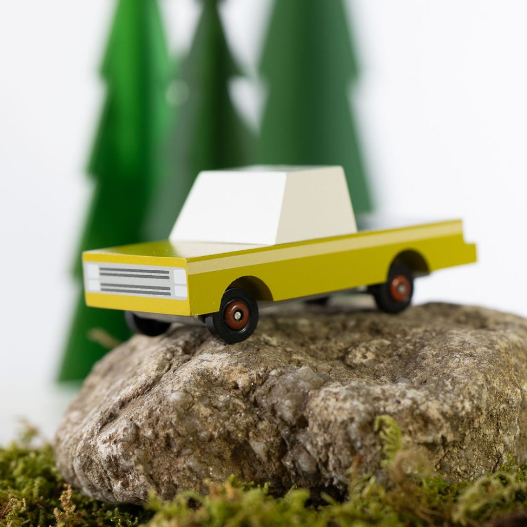 Candylab Pickup Coyote