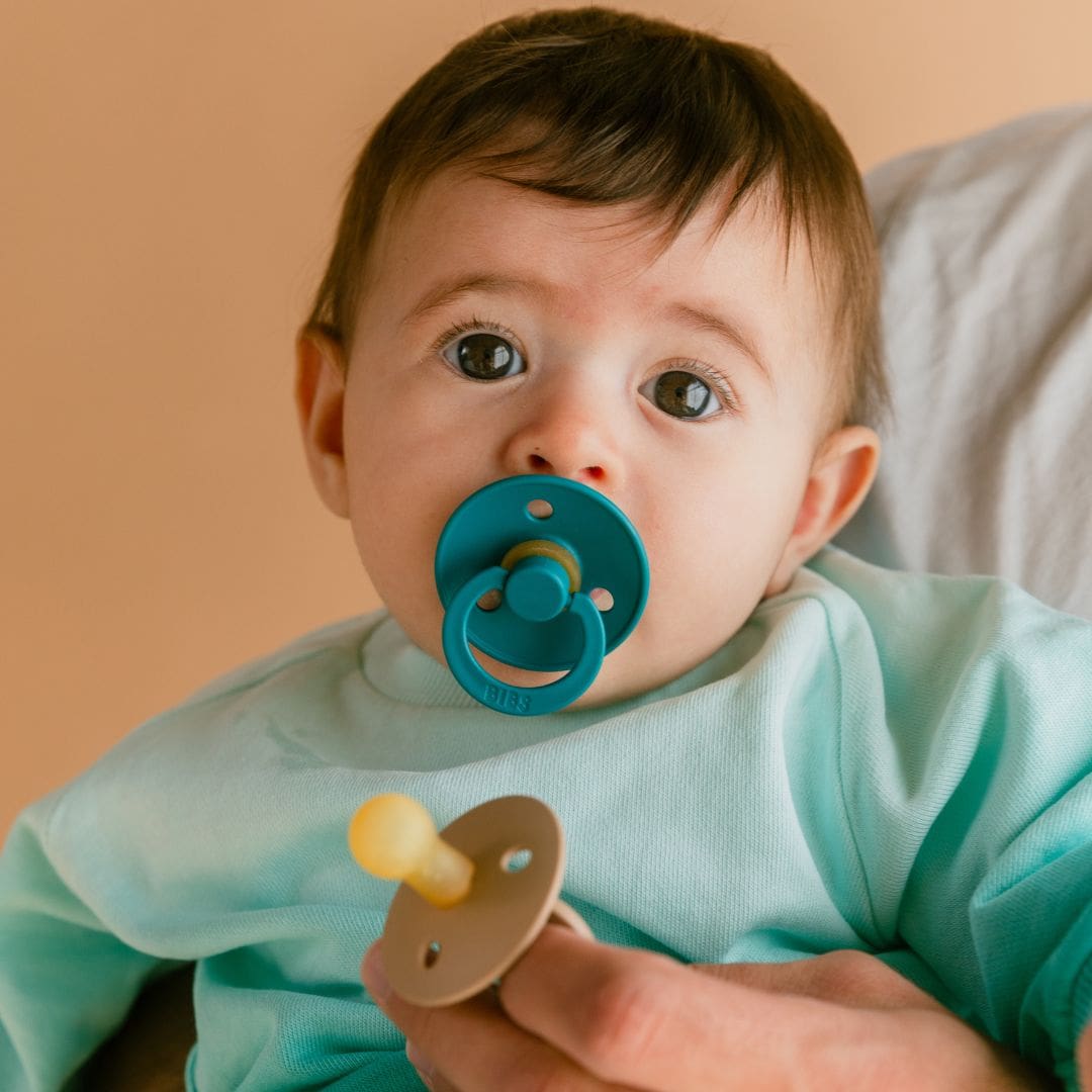 BIBS Colour rondvormige speen in de kleur Scuba