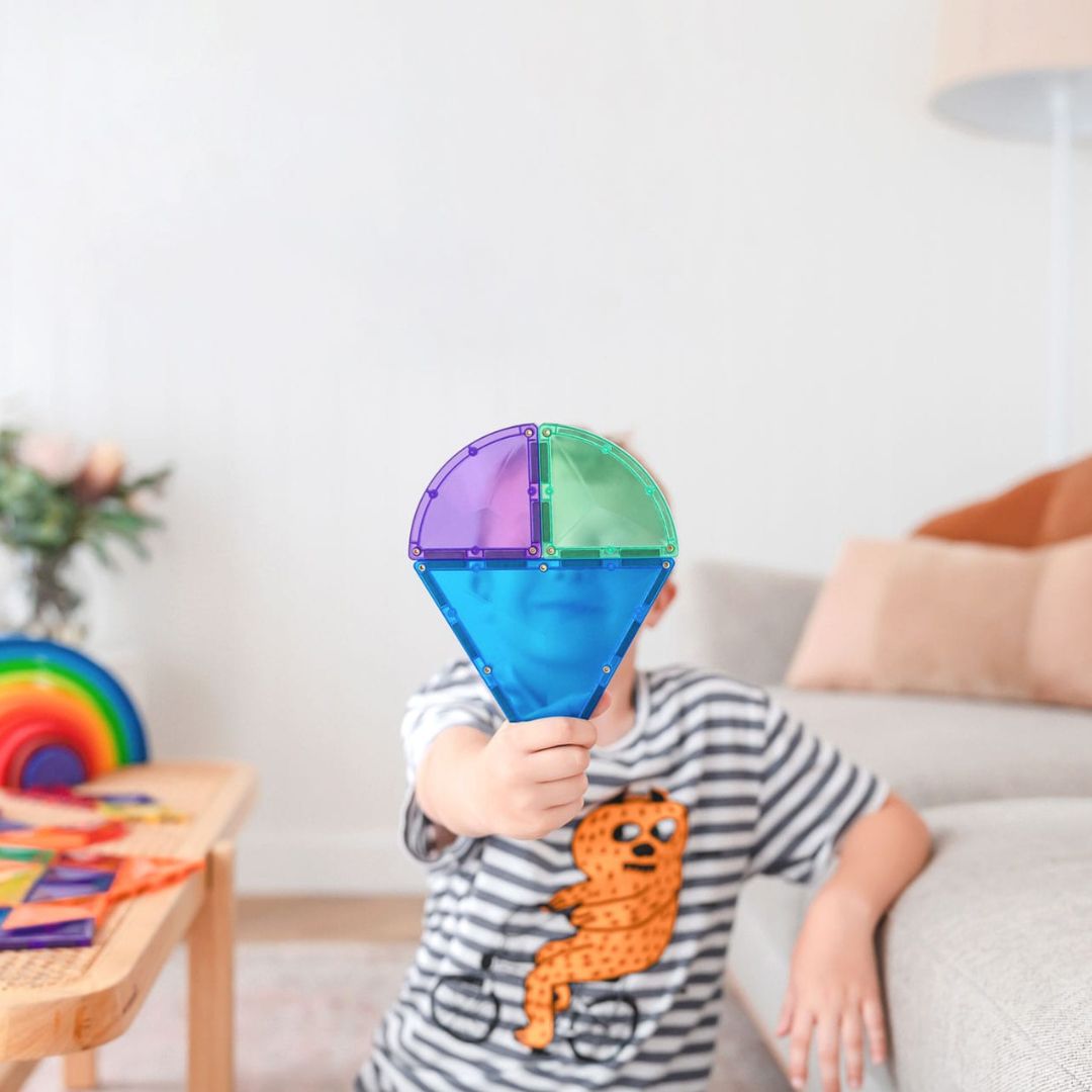 Connetix Rainbow Shape expansion pack met 36 bijzondere vormen magnetische tegels in regenboogkleuren