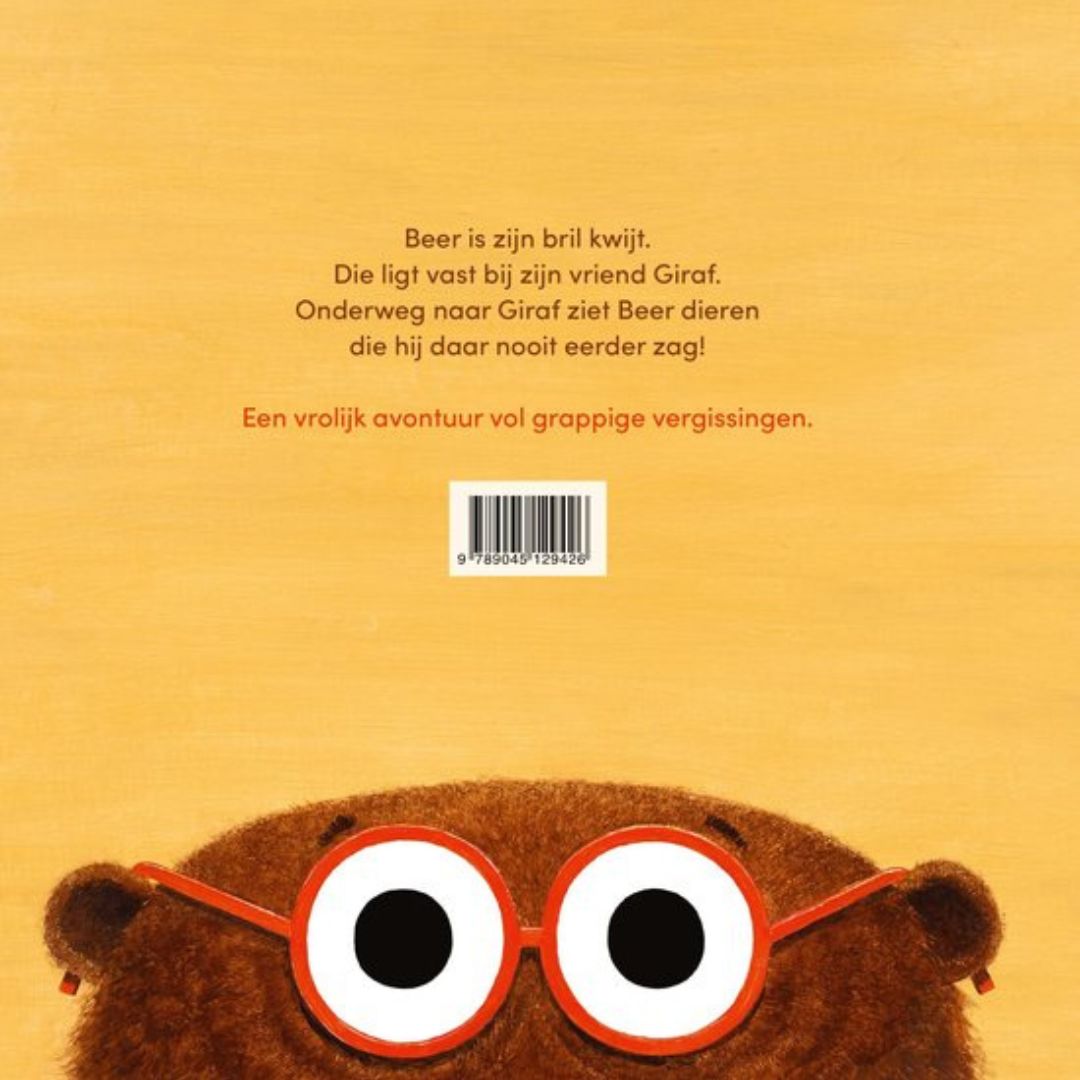 Prentenboek De bril van beer van Leo Timmers uit de prentenboeken top 10 van 2025 door uitgeverij Querido