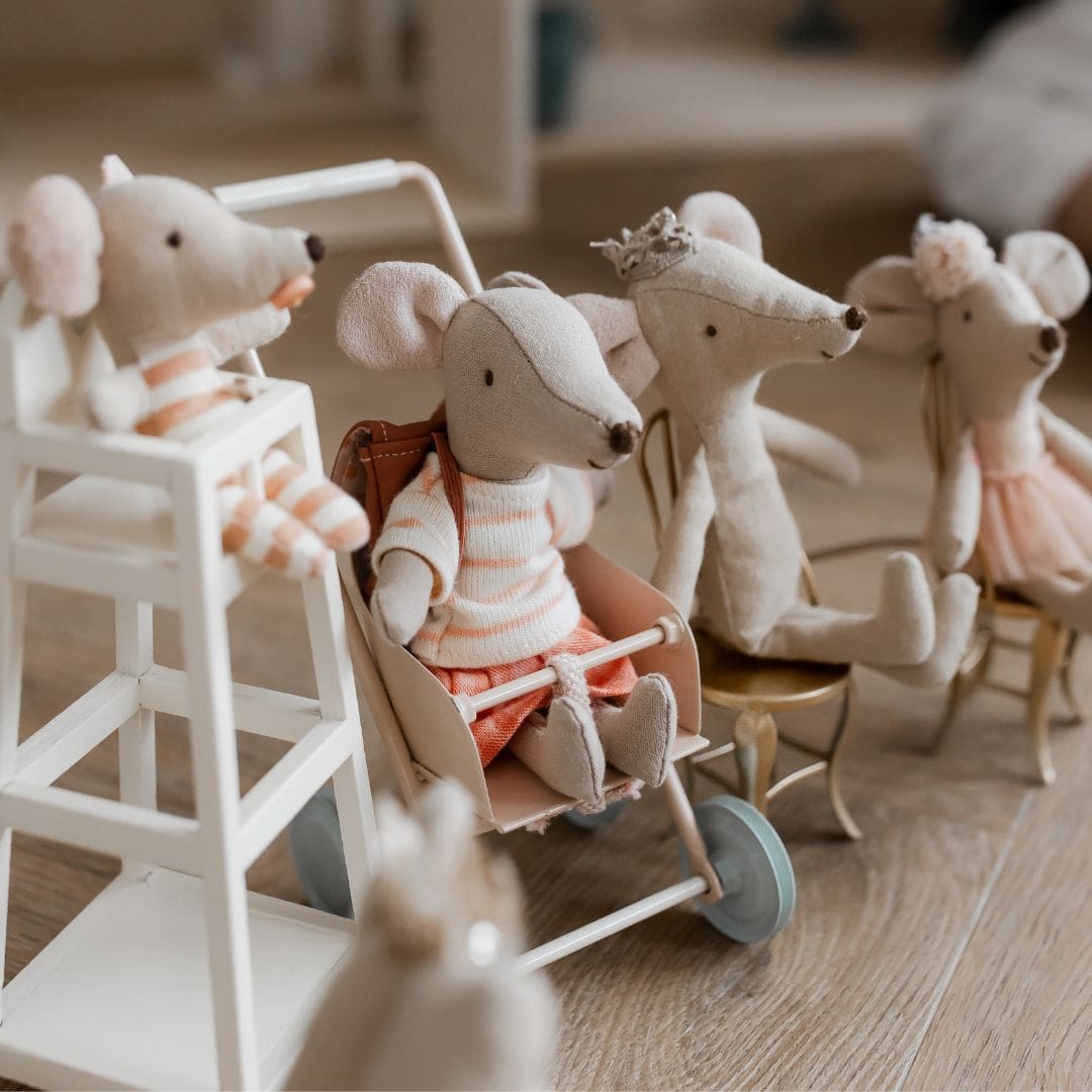 Maileg grote zus driewieler muis coral