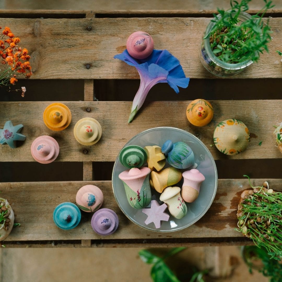 Grapat houten bloemen set