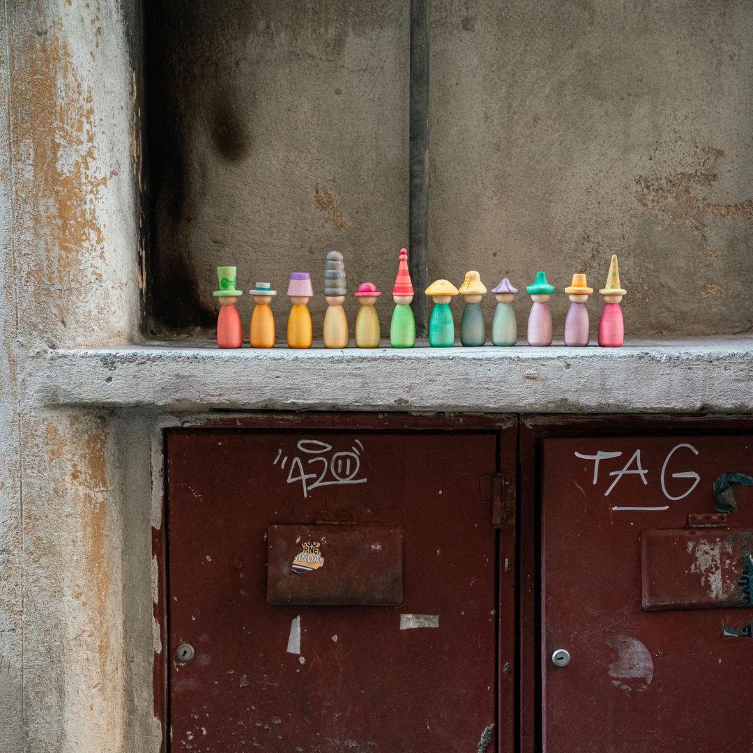 Grapat houten Nins poppetjes - 24-delig