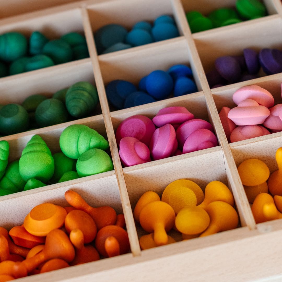 Grapat houten sorteerbak