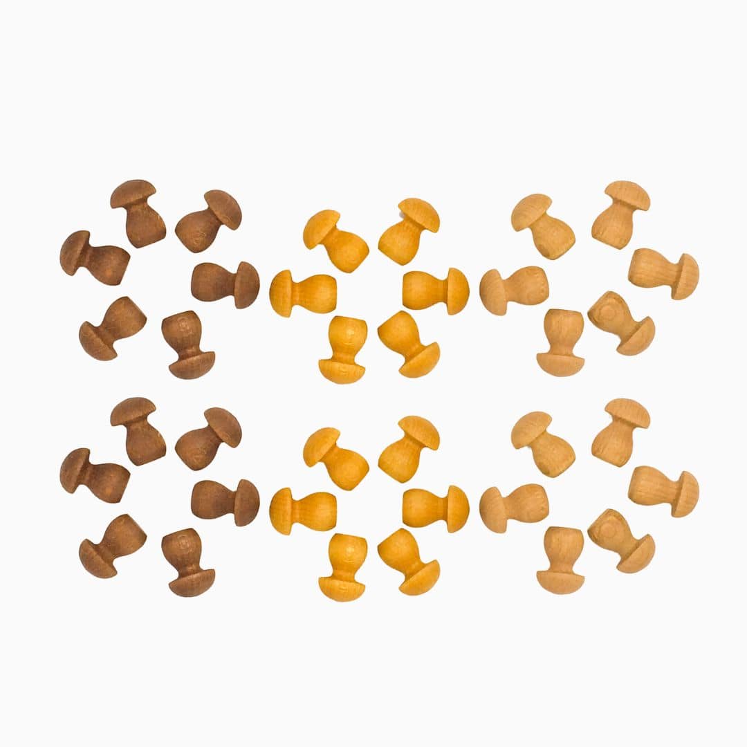 Grapat houten paddenstoelen bruin