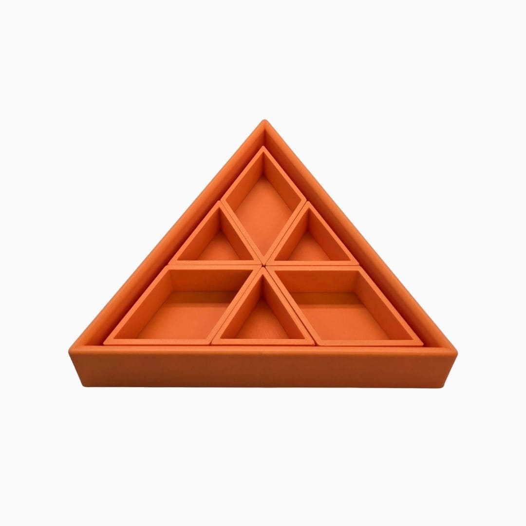 Grennn mandigo inlegdriehoek speelbak in de kleur oranje