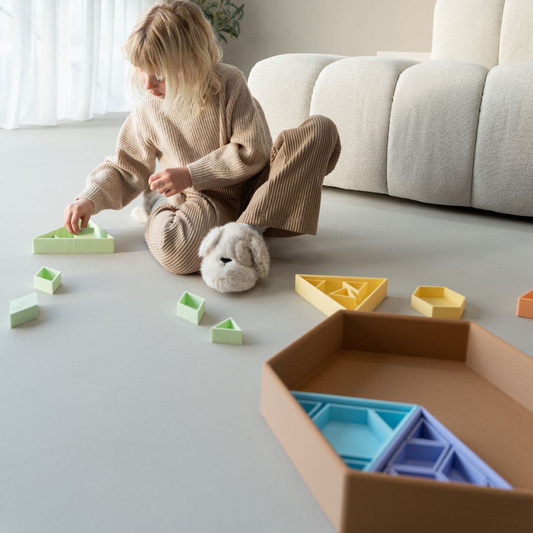 Grennn mandigo inlegdriehoek in de pastelkleur lichtblauw