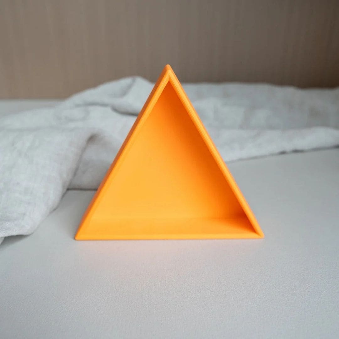 Grennn mandigo inlegdriehoek speelbak in de kleur oranje