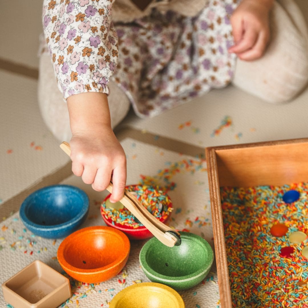 Grenn pincet van bamboe hout voor speelbak met speelrijst of kinetisch zand