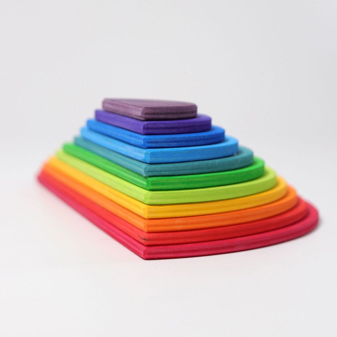 Grimms houten halve cirkels in regenboogkleuren