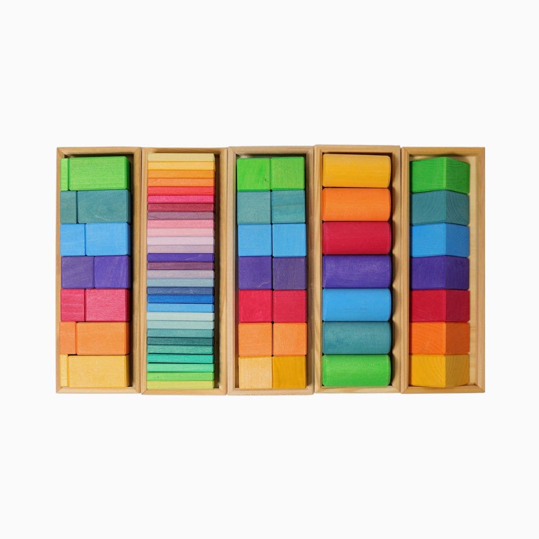 Grimms houten blokken set met verschillende vormen en kleuren