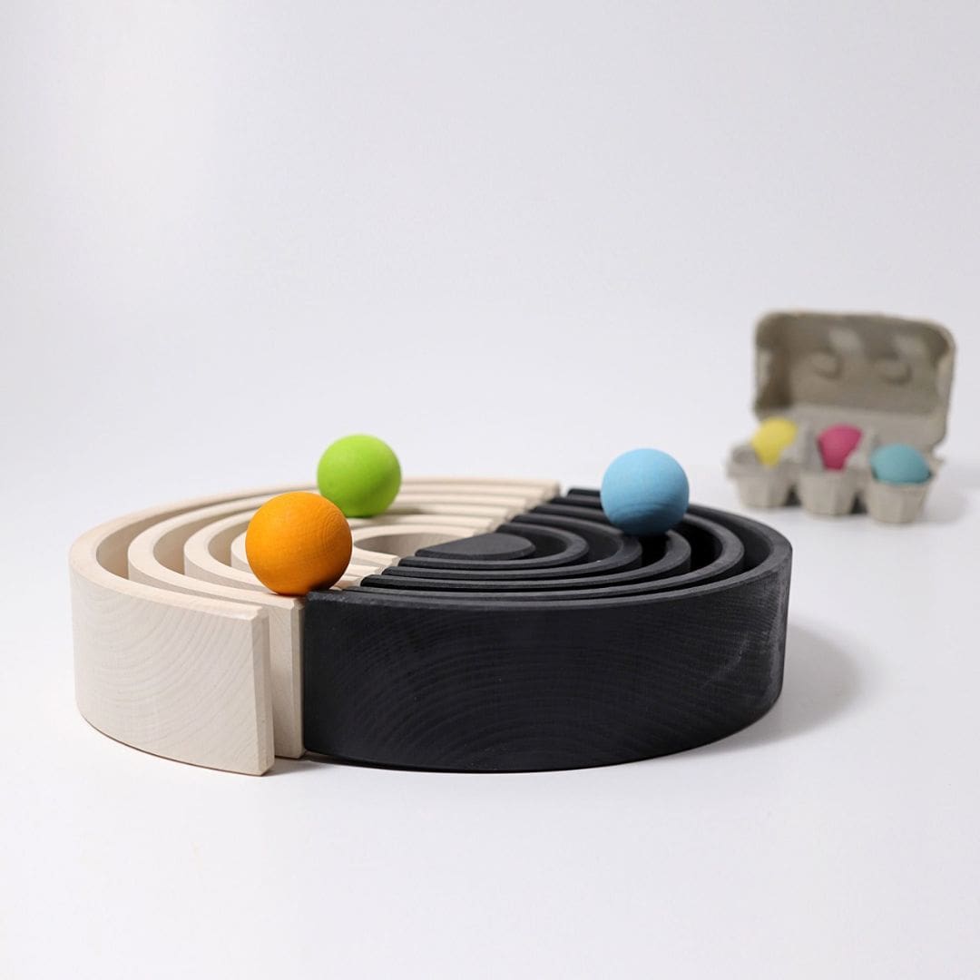 Grimm's houten regenboog monochroom zwart wit