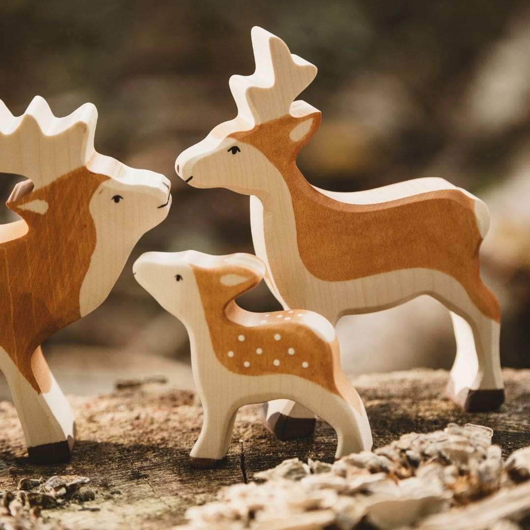 Holztiger ree van hout