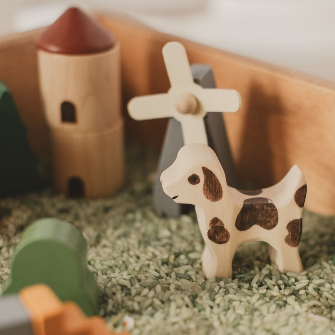 Holztiger hond van hout