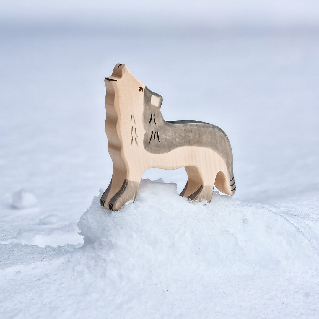 Huilende wolf van Holztiger