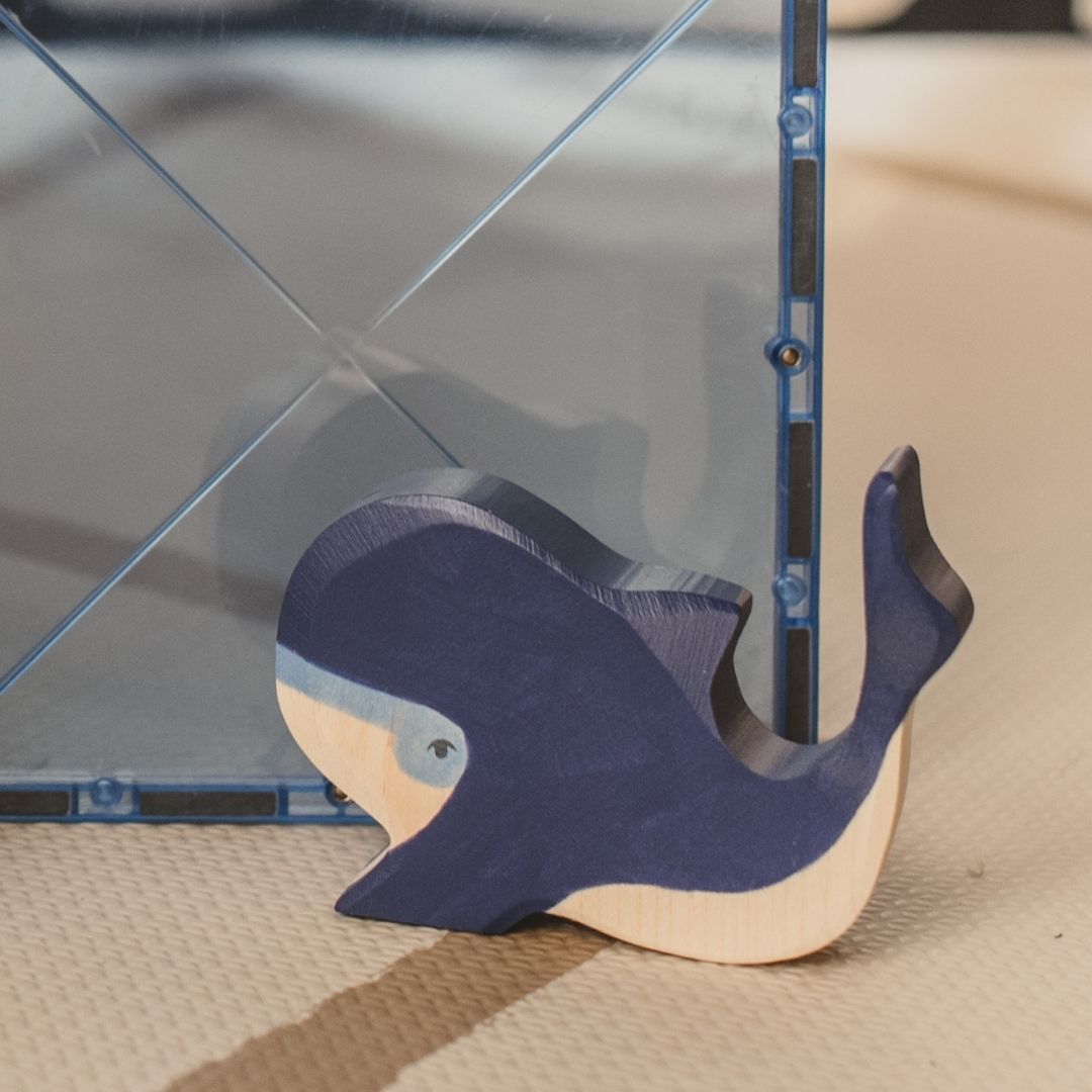 Holztiger blauwe vinvis van hout