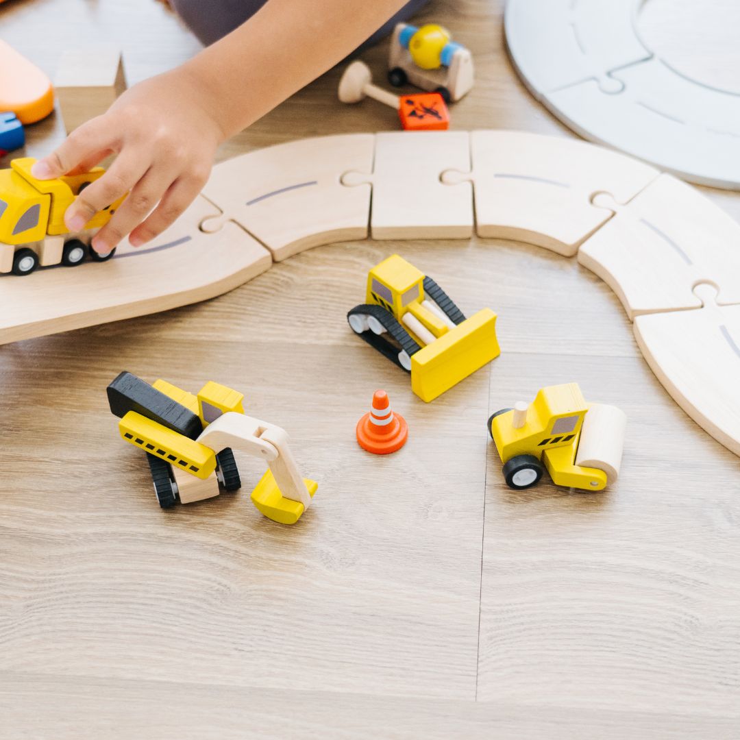 Houten speelgoed kraan, bulldozer en wals van Plantoys