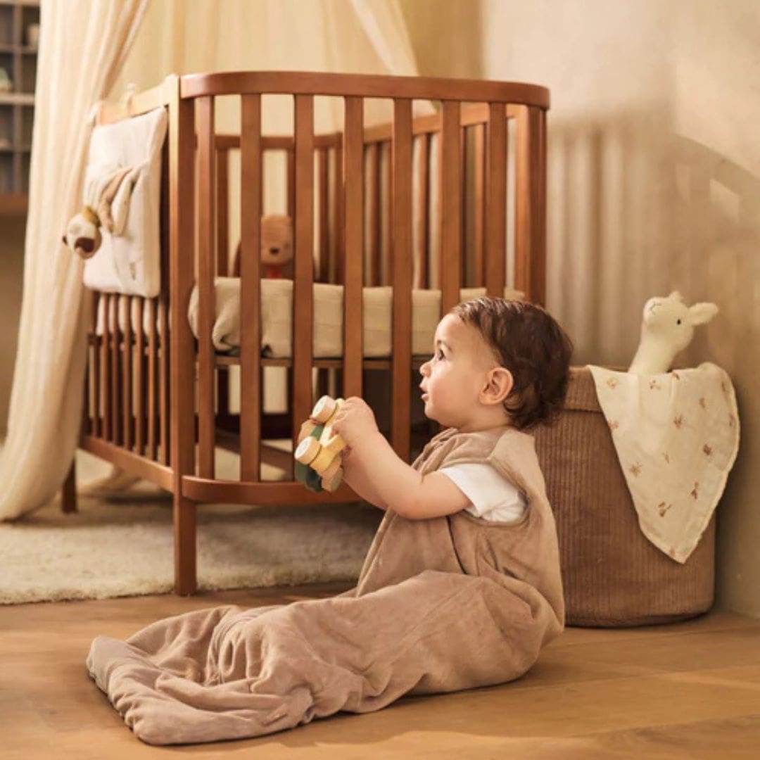 Jollein velvet slaapzak in de bruine kleur Milky Coffee