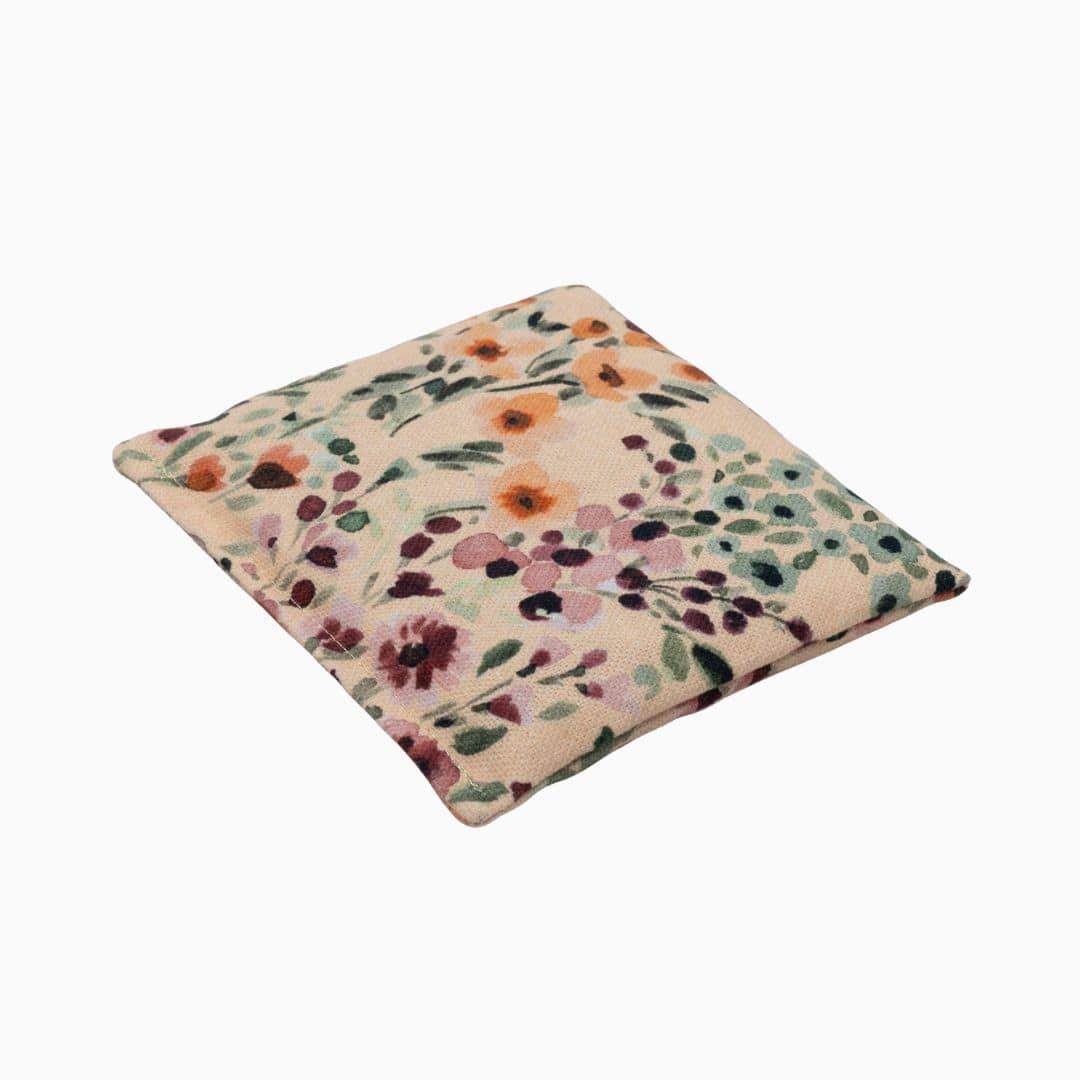 sensorisch pittenzakje van little botanic label met vintage flower print