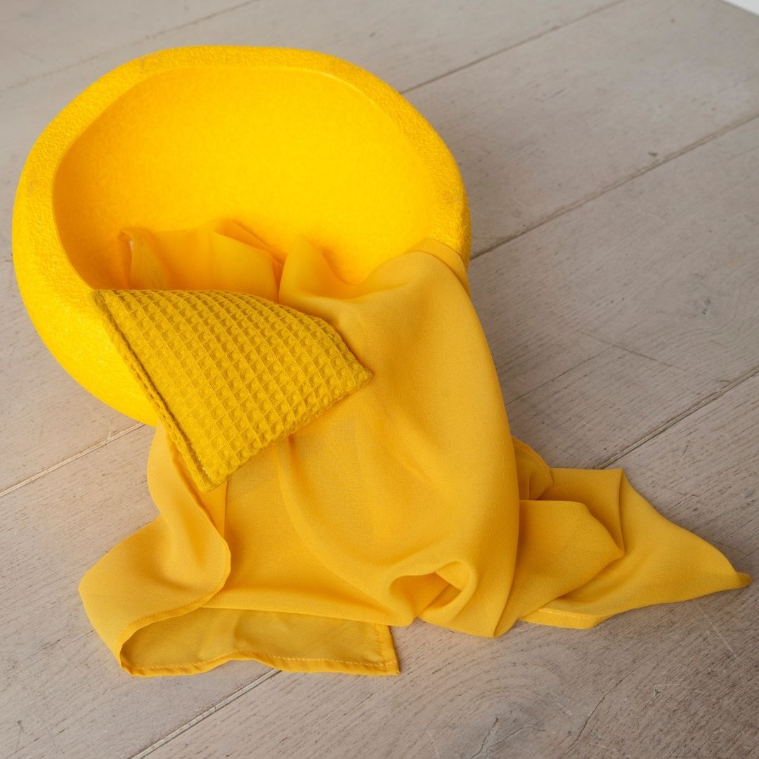 Duurzame playcycle speeldoeken van Little Botanic Label in de kleur geel