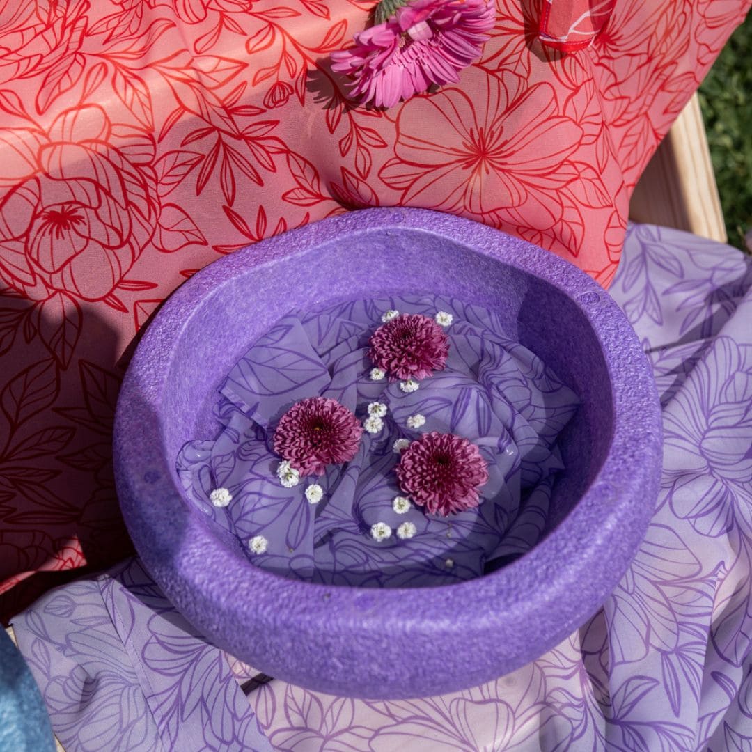 Little Botanic Label playcycle speeldoek met bloemenprint in de kleur lila