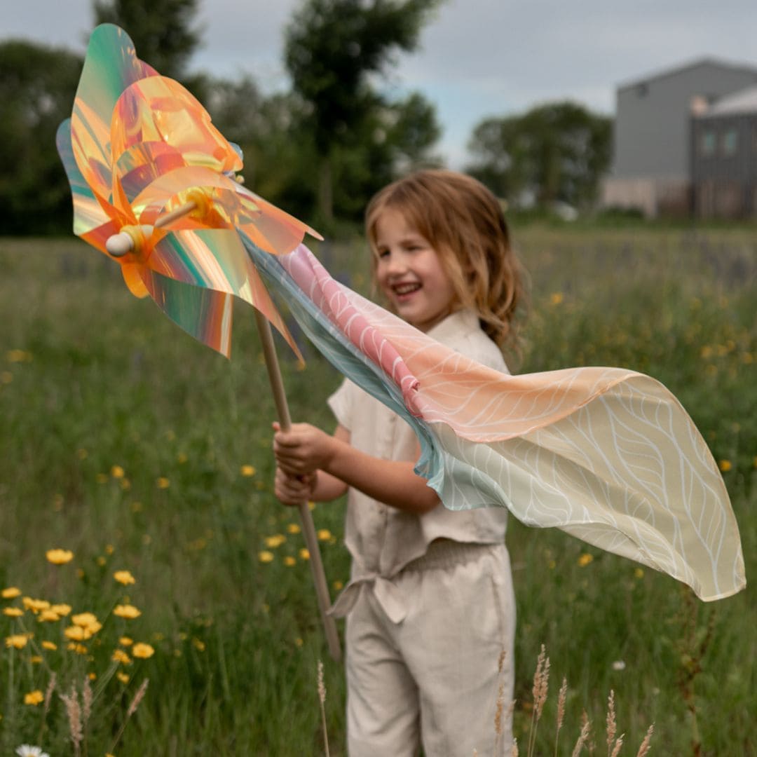 Little Botanic Label playcycle botanicals met bloemenprint in pastelkleuren