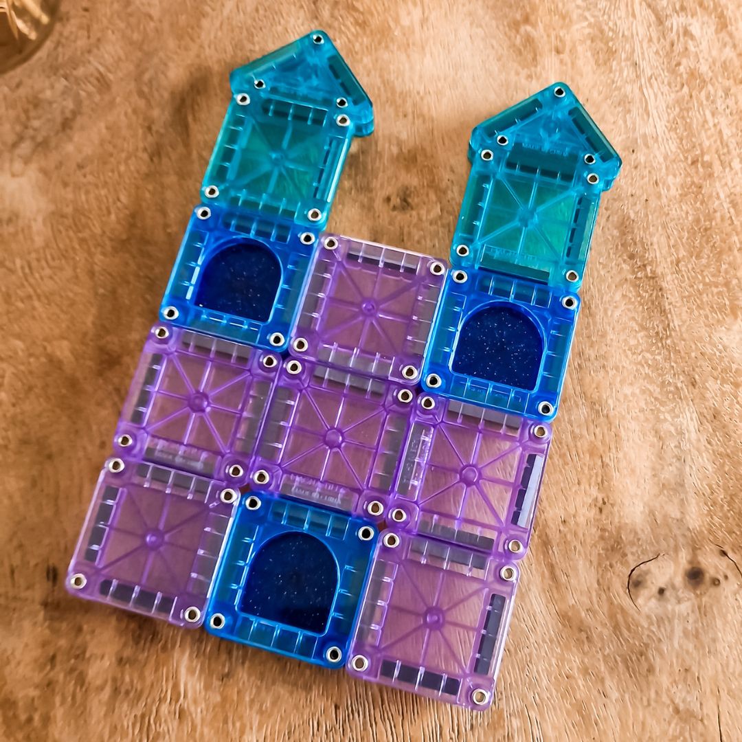 MagnaTiles travelset met mini magnetische tegels in het thema winter wonderland