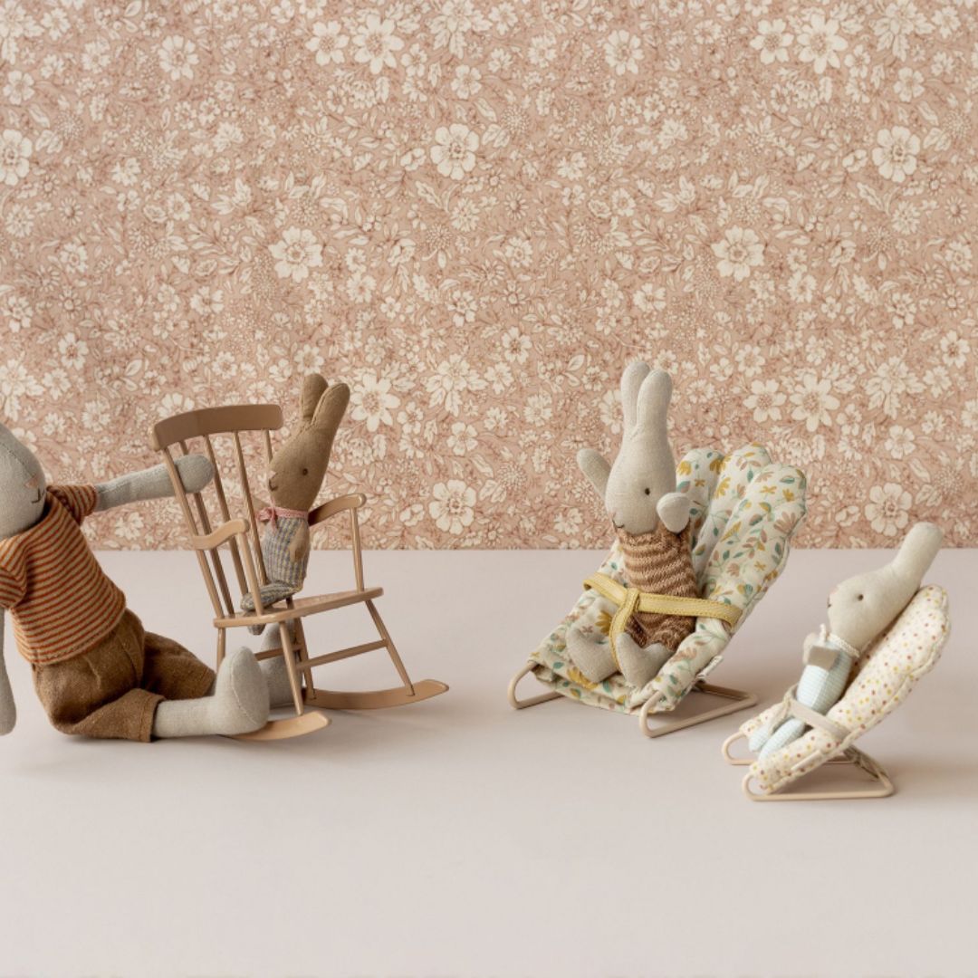 Maileg babysitter voor baby muis