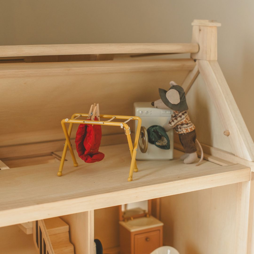 Maileg droogrek met wasknijpers