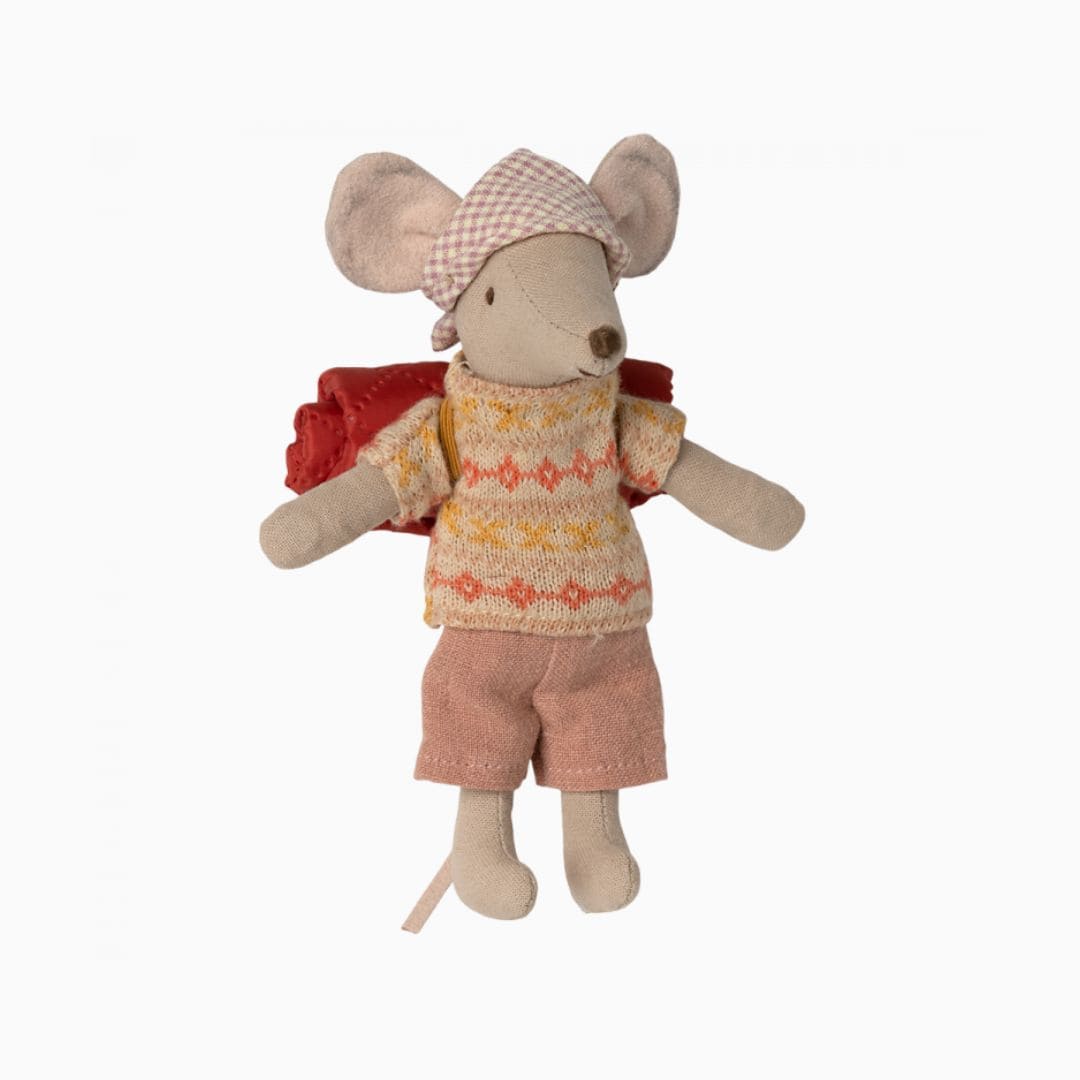 Maileg muis wandelaar met trui en slaapzak grote zus