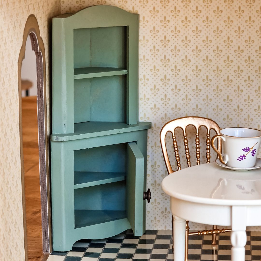 Maileg cabinet van hout groen