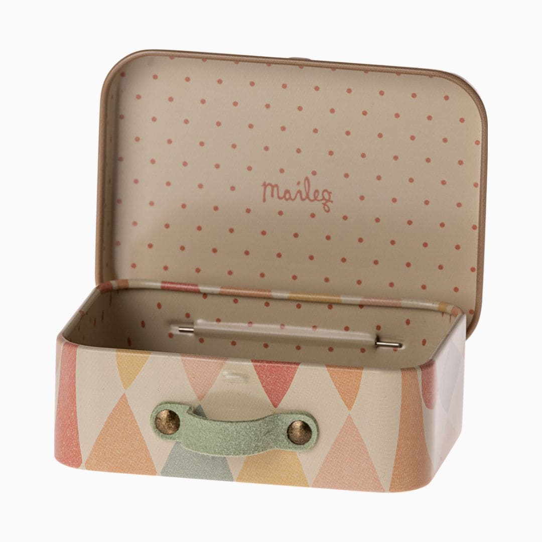 Metalen koffertje van Maileg om speelgoed in op te bergen