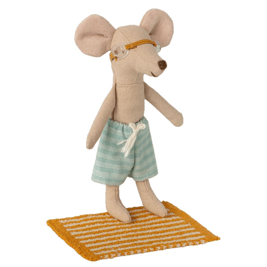 Maileg poppenkleding strand voor grote broer of zus