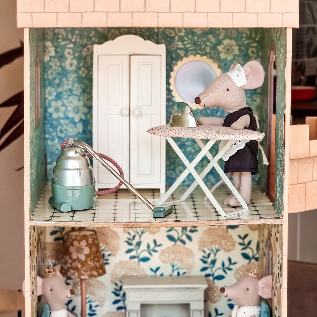 Maileg poppenhuis kasteel met inrichting