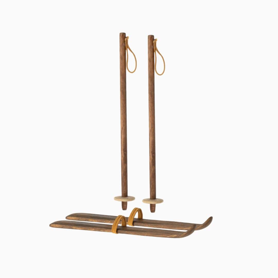 Maileg houten ski-set met ski's en stokken voor de papa en mama muis