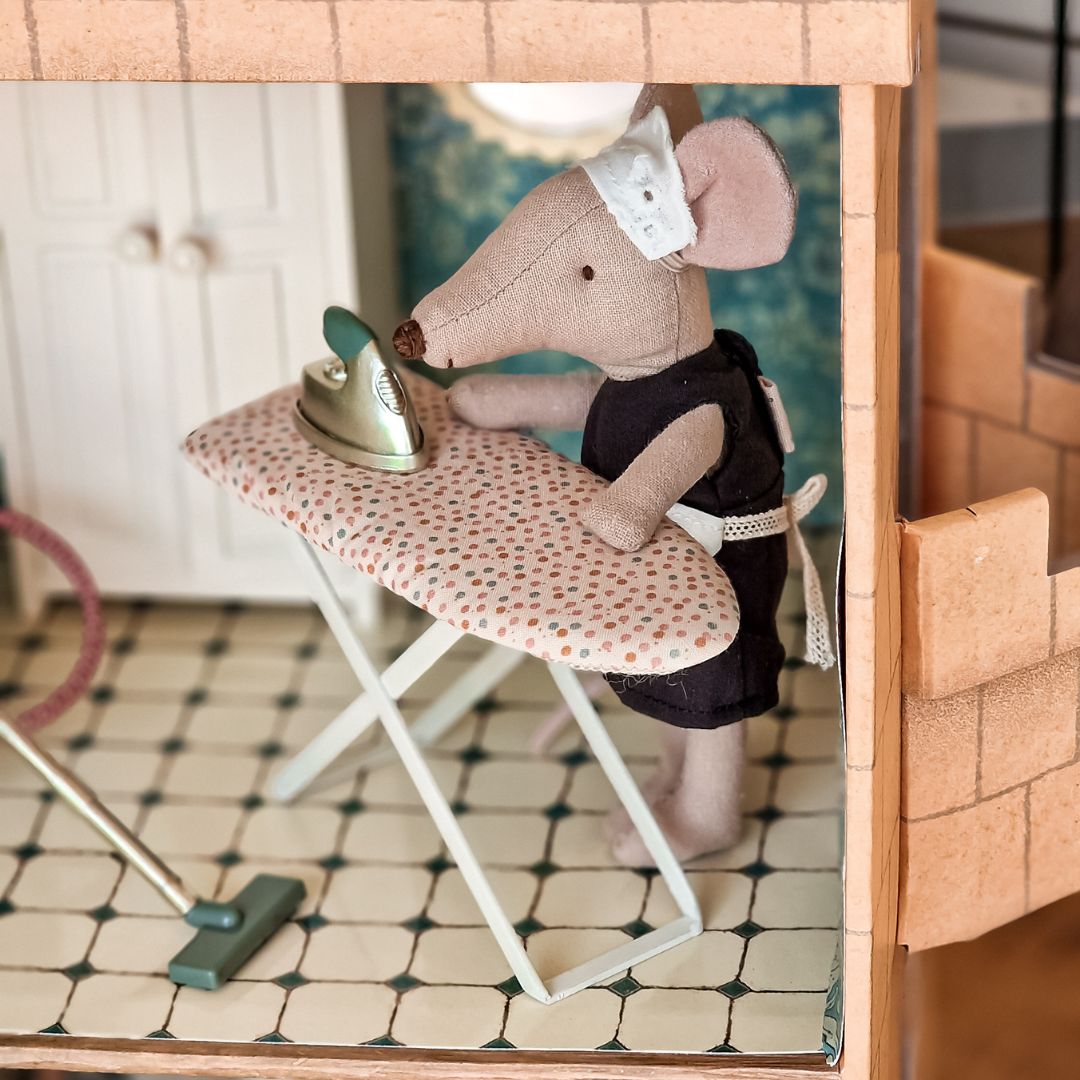 Maileg strijkplank met strijkijzer