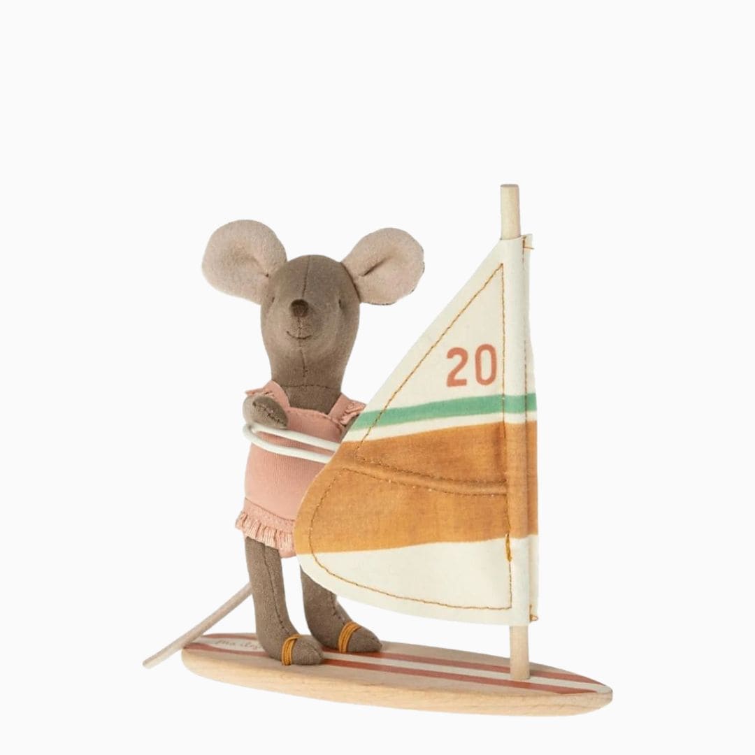Maileg strandmuis kleine zus - surfer